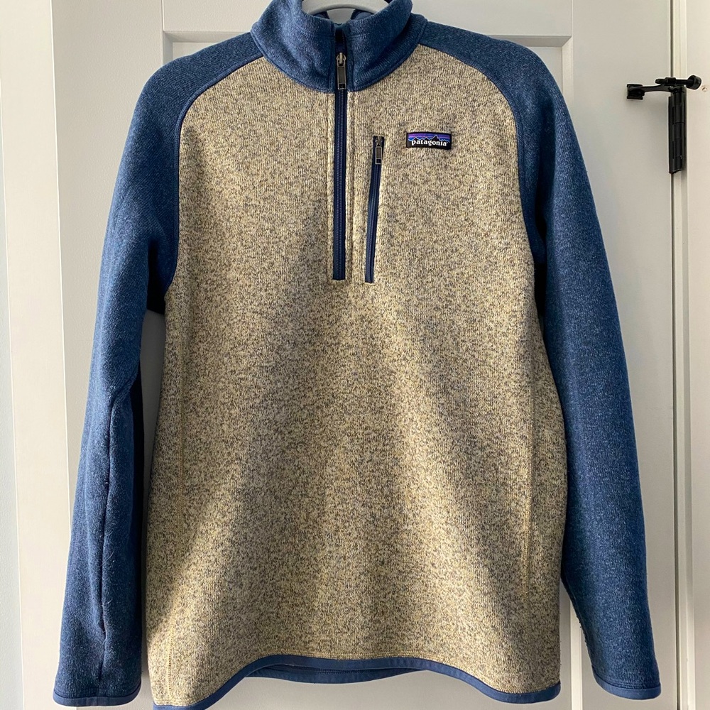 Patagonia Men’s Sweater Size Medium